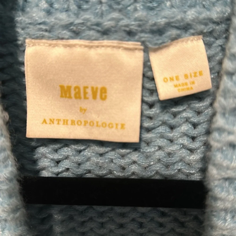 Anthropologie 3D flower cardigan. One size - Picture 3 of 5